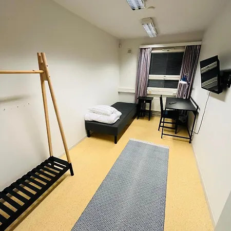 Hostel Keskustie 49 *